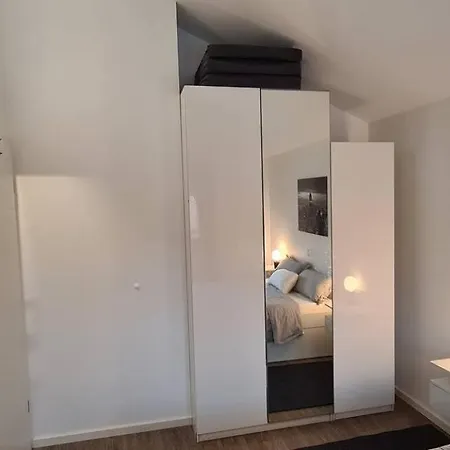 In Barbariga-apartment 4 *