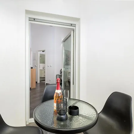 In Barbariga-apartment 4 بيروغ