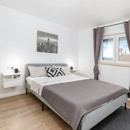 In Barbariga-apartment 4 페로이