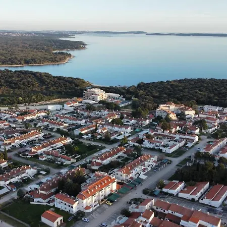 In Barbariga-apartment 4