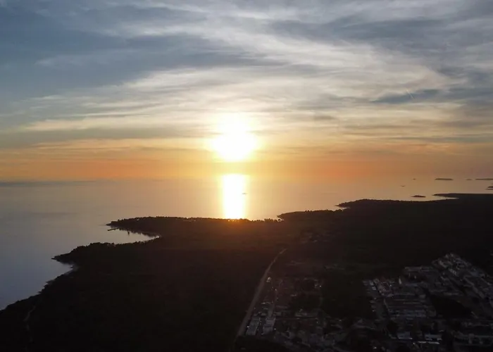 In Barbariga-apartment 4 *