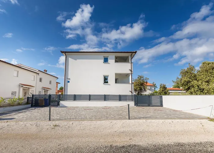 아파트 In Barbariga-apartment 4